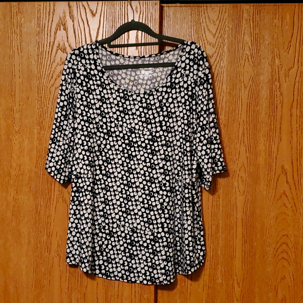 Apt.9 shirt